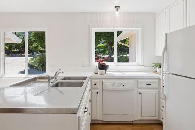 622 Terrace Road, San Carlos, CA 94070