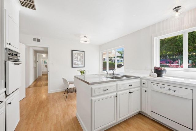 622 Terrace Road, San Carlos, CA 94070