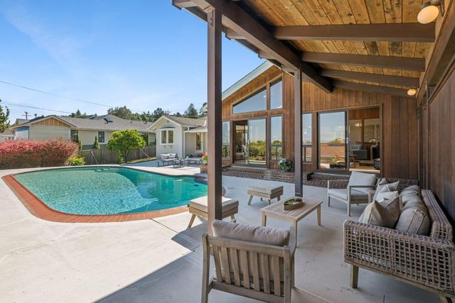 622 Terrace Road, San Carlos, CA 94070