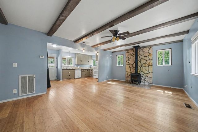 19479 Murphy Rd, Pine Grove, CA 95665