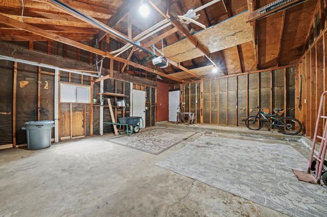 19479 Murphy Rd, Pine Grove, CA 95665