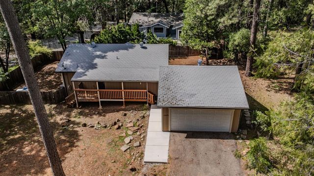 19479 Murphy Rd, Pine Grove, CA 95665