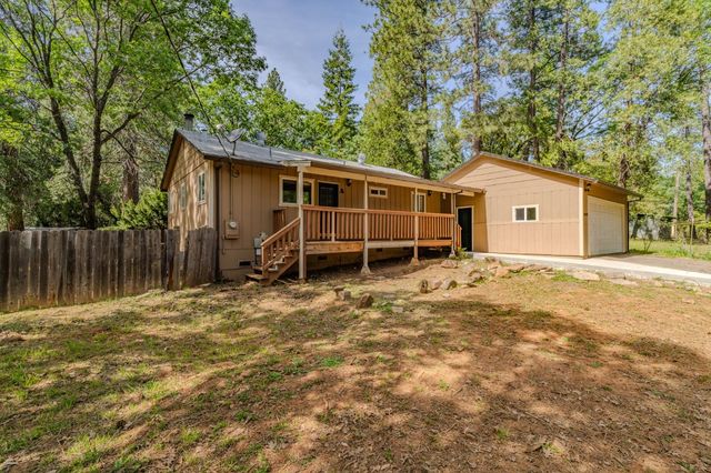 19479 Murphy Rd, Pine Grove, CA 95665