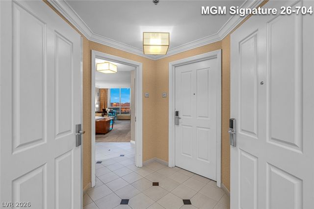 135 East Harmon Avenue 1704, Las Vegas, NV 89109