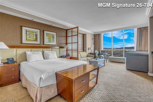 135 East Harmon Avenue 1704, Las Vegas, NV 89109