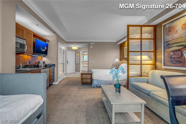 135 East Harmon Avenue 1704, Las Vegas, NV 89109