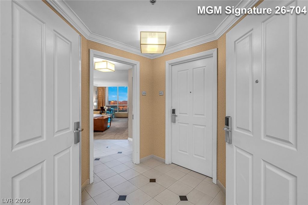 135 East Harmon Avenue 1704, Las Vegas, NV 89109 — photo 4
