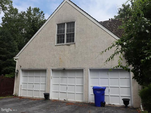 505 S HEILBRON DR, Media, PA 19063