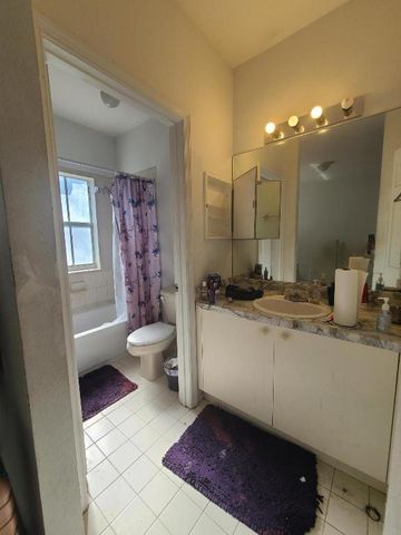 102 S Santa Catalina Circle, North Lauderdale, FL 33068