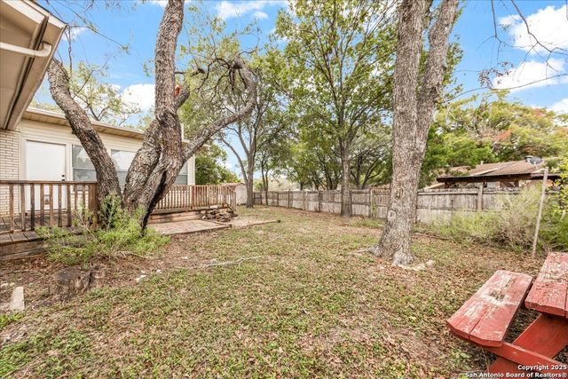 5311 Winridge, San Antonio, TX 78228
