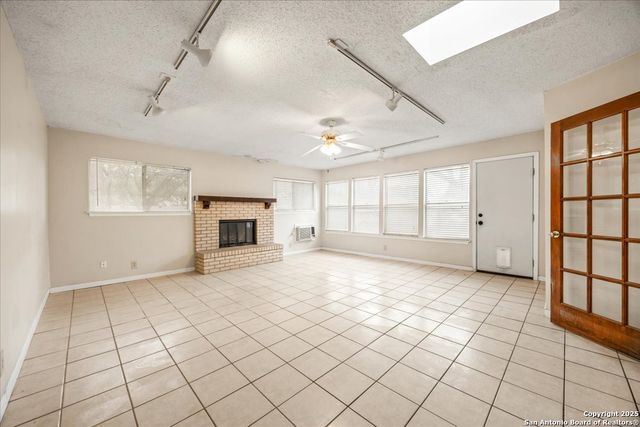 5311 Winridge, San Antonio, TX 78228