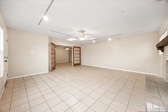 5311 Winridge, San Antonio, TX 78228