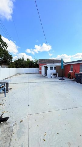 4417 W HIAWATHA STREET, Tampa, FL 33614