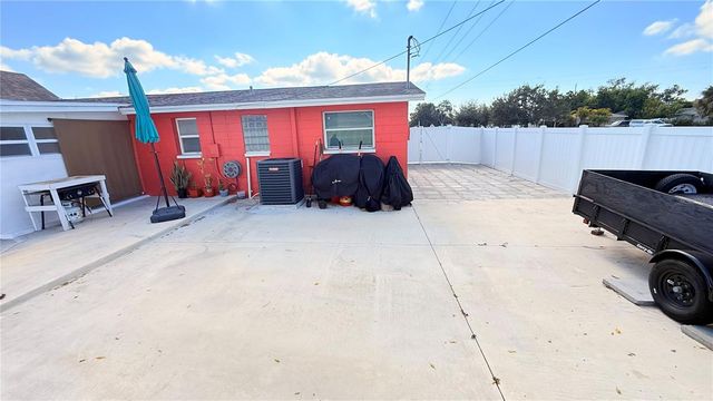 4417 W HIAWATHA STREET, Tampa, FL 33614