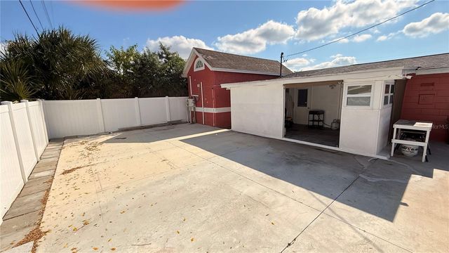 4417 W HIAWATHA STREET, Tampa, FL 33614