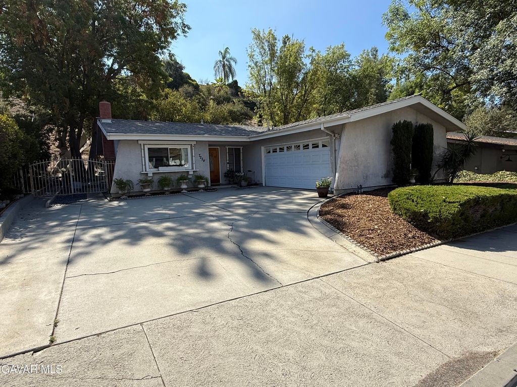 7254 Pomelo Drive, West Hills, CA 91307