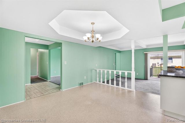 36004 Whitcomb Street, Livonia, MI 48154