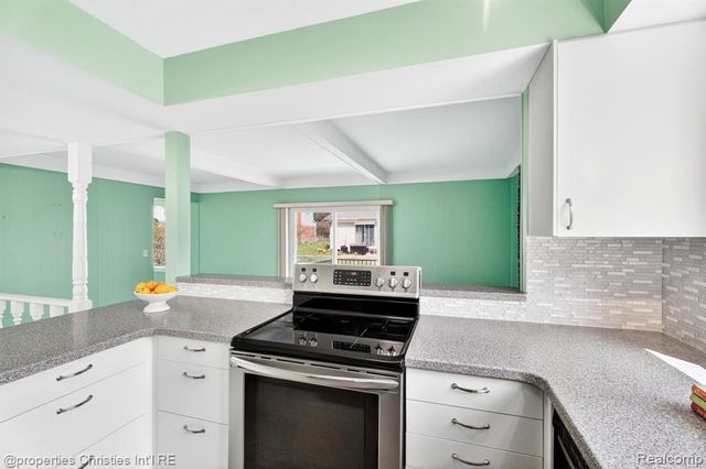 36004 Whitcomb Street, Livonia, MI 48154