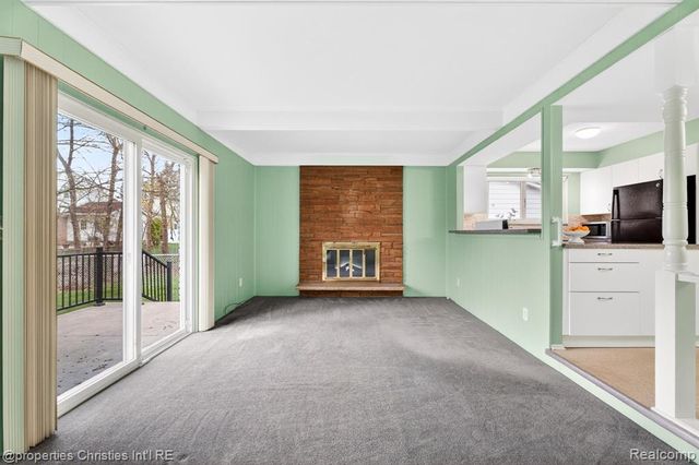 36004 Whitcomb Street, Livonia, MI 48154