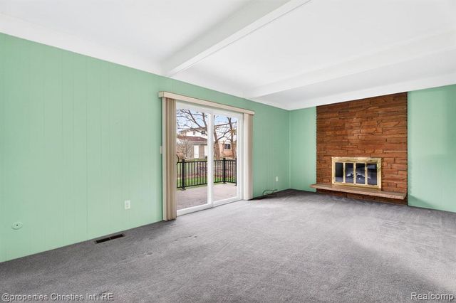 36004 Whitcomb Street, Livonia, MI 48154