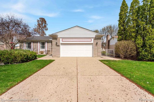 36004 Whitcomb Street, Livonia, MI 48154