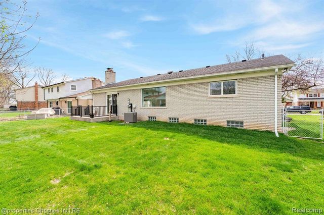 36004 Whitcomb Street, Livonia, MI 48154