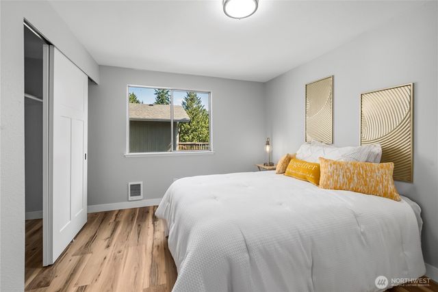 7058 Corfu Boulevard NE, Bremerton, WA 98311