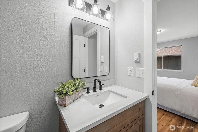 7058 Corfu Boulevard NE, Bremerton, WA 98311