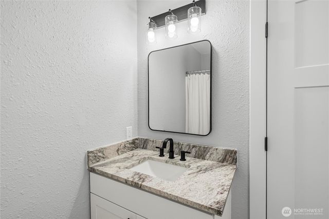 7058 Corfu Boulevard NE, Bremerton, WA 98311