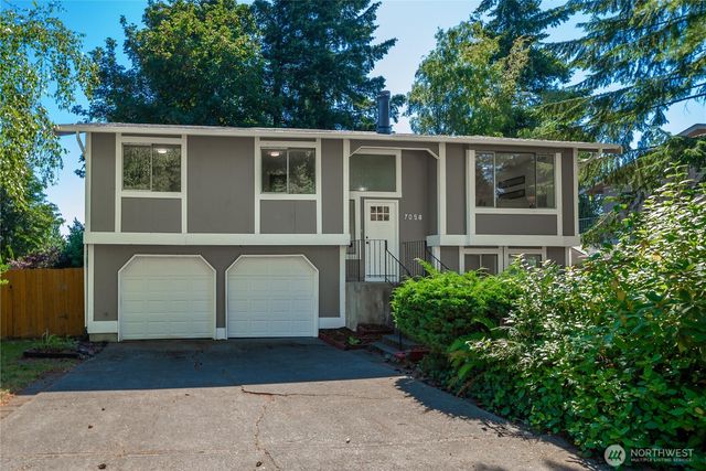 7058 Corfu Boulevard NE, Bremerton, WA 98311