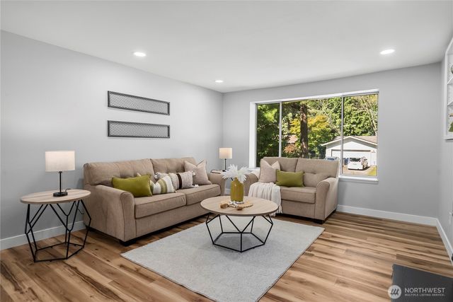 7058 Corfu Boulevard NE, Bremerton, WA 98311