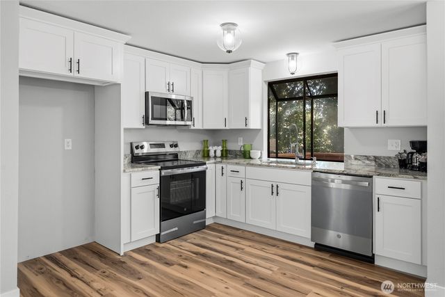7058 Corfu Boulevard NE, Bremerton, WA 98311