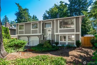 7058 Corfu Boulevard NE, Bremerton, WA 98311