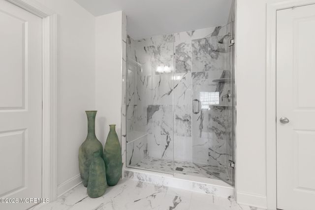 2 Foulks Terrace 1805, Lincroft, NJ 07738
