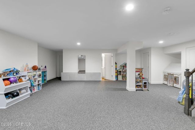 2 Foulks Terrace 1805, Lincroft, NJ 07738