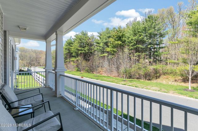 2 Foulks Terrace 1805, Lincroft, NJ 07738