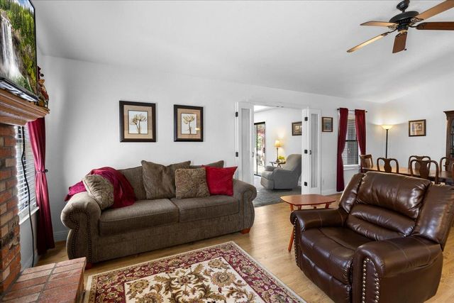 1311 Burgundy Ct, Lodi, CA 95242