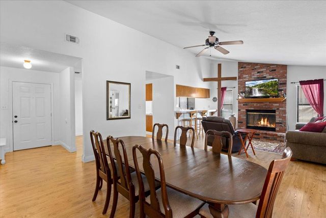 1311 Burgundy Ct, Lodi, CA 95242