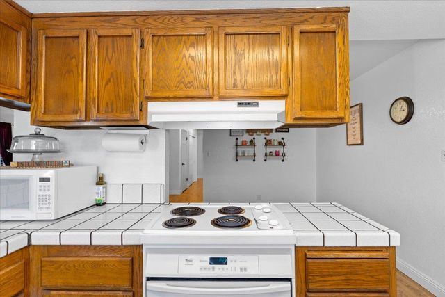 1311 Burgundy Ct, Lodi, CA 95242