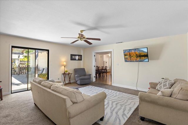 1311 Burgundy Ct, Lodi, CA 95242