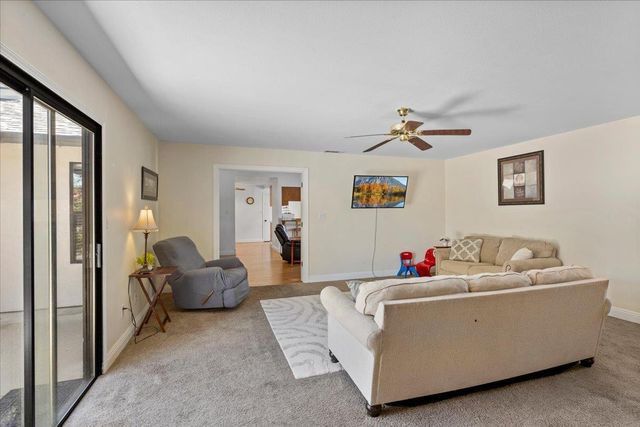 1311 Burgundy Ct, Lodi, CA 95242