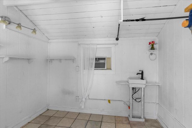 1311 Burgundy Ct, Lodi, CA 95242
