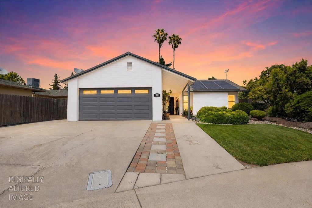 1311 Burgundy Ct, Lodi, CA 95242