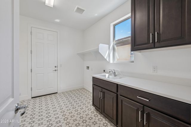 5768 N OAK CREEK Drive, Eloy, AZ 85131