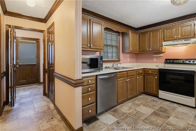 5605 Mum Creek Lane, Fayetteville, NC 28304