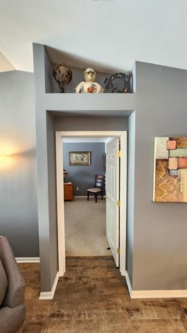 604 Cambridge Court 2a, Munster, IN 46321