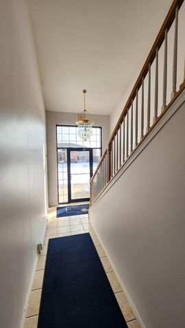 604 Cambridge Court 2a, Munster, IN 46321