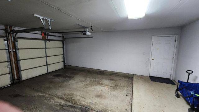 604 Cambridge Court 2a, Munster, IN 46321