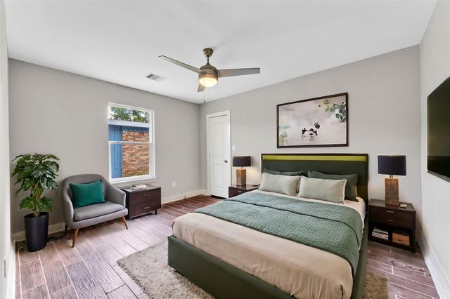 27 28th Street N, Texas City, TX 77590