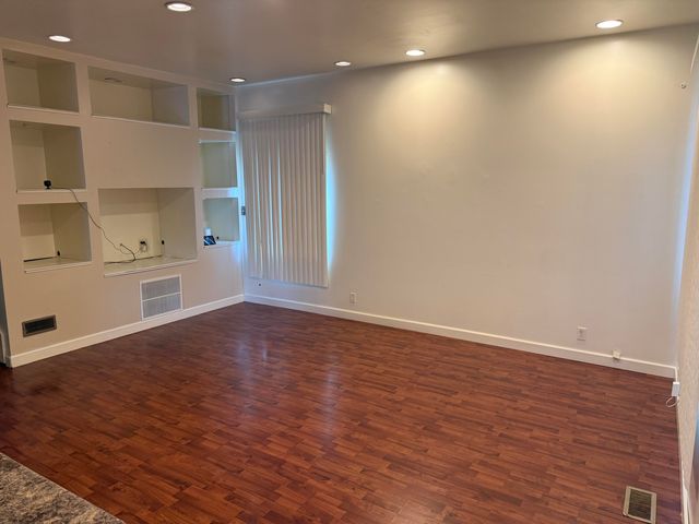 3619 E 12th Avenue, Gary, IN 46403